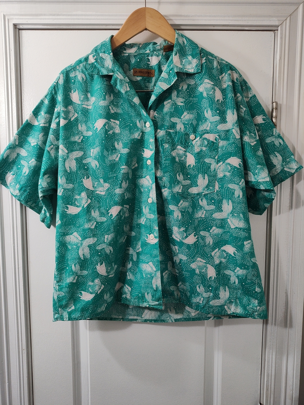 Ruff Hewn Green Turquoise Short-Sleeve Button-Up Shirt with White Goldfish Print